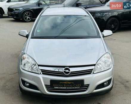 Серый Опель Астра, объемом двигателя 1.6 л и пробегом 154 тыс. км за 7200 $, фото 7 на Automoto.ua