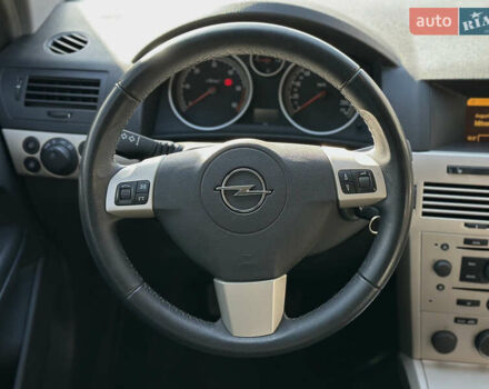 Сірий Опель Астра, об'ємом двигуна 1.69 л та пробігом 84 тис. км за 7400 $, фото 36 на Automoto.ua