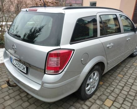 Серый Опель Астра, объемом двигателя 1.7 л и пробегом 215 тыс. км за 5249 $, фото 3 на Automoto.ua