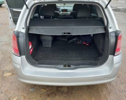 Серый Опель Астра, объемом двигателя 1.7 л и пробегом 420 тыс. км за 6000 $, фото 6 на Automoto.ua