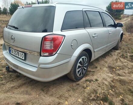 Серый Опель Астра, объемом двигателя 1.8 л и пробегом 245 тыс. км за 5500 $, фото 16 на Automoto.ua