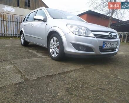 Серый Опель Астра, объемом двигателя 1.7 л и пробегом 285 тыс. км за 5500 $, фото 41 на Automoto.ua