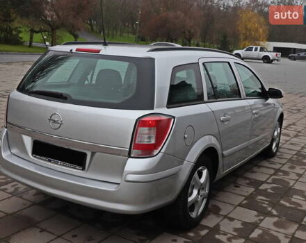 Серый Опель Астра, объемом двигателя 1.69 л и пробегом 239 тыс. км за 4999 $, фото 16 на Automoto.ua