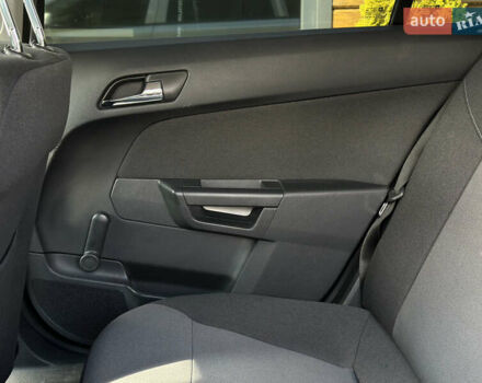 Сірий Опель Астра, об'ємом двигуна 1.69 л та пробігом 84 тис. км за 7400 $, фото 51 на Automoto.ua