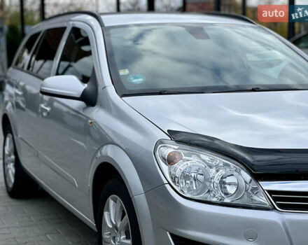 Опель Астра 2008 в Виннице на Automoto.ua Серый Опель Астра, объемом двигателя 1.8 л и пробегом 166 тыс. км за 6499 $, фото 8 на Automoto.ua