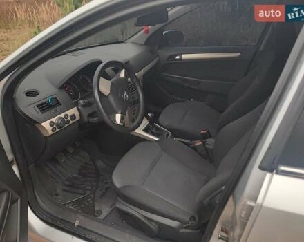 Серый Опель Астра, объемом двигателя 1.8 л и пробегом 245 тыс. км за 5500 $, фото 3 на Automoto.ua