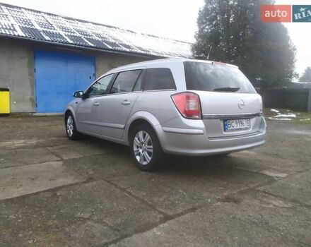 Серый Опель Астра, объемом двигателя 1.7 л и пробегом 285 тыс. км за 5500 $, фото 45 на Automoto.ua