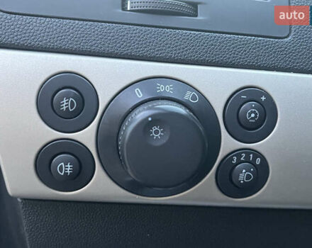 Серый Опель Астра, объемом двигателя 1.36 л и пробегом 220 тыс. км за 5500 $, фото 14 на Automoto.ua