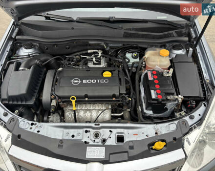 Сірий Опель Астра, об'ємом двигуна 1.6 л та пробігом 275 тис. км за 4999 $, фото 38 на Automoto.ua