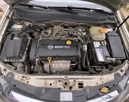 Серый Опель Астра, объемом двигателя 1.6 л и пробегом 196 тыс. км за 6000 $, фото 4 на Automoto.ua