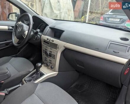 Сірий Опель Астра, об'ємом двигуна 1.4 л та пробігом 194 тис. км за 4999 $, фото 35 на Automoto.ua