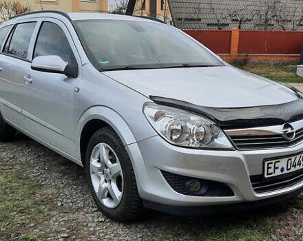 Сірий Опель Астра, об'ємом двигуна 1.8 л та пробігом 200 тис. км за 5999 $, фото 1 на Automoto.ua