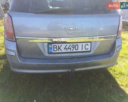Серый Опель Астра, объемом двигателя 1.91 л и пробегом 500 тыс. км за 4950 $, фото 2 на Automoto.ua