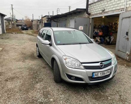 Серый Опель Астра, объемом двигателя 1.6 л и пробегом 230 тыс. км за 5200 $, фото 1 на Automoto.ua