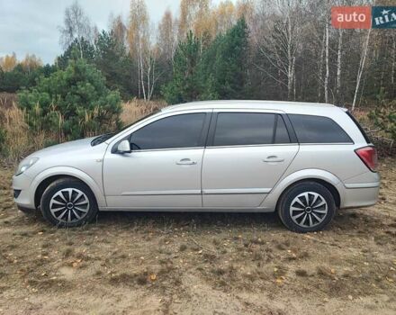 Серый Опель Астра, объемом двигателя 1.8 л и пробегом 245 тыс. км за 5500 $, фото 19 на Automoto.ua