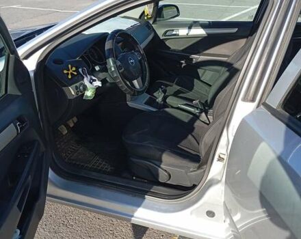 Сірий Опель Астра, об'ємом двигуна 1.6 л та пробігом 250 тис. км за 4800 $, фото 7 на Automoto.ua