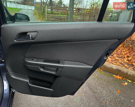 Серый Опель Астра, объемом двигателя 1.6 л и пробегом 197 тыс. км за 5990 $, фото 24 на Automoto.ua