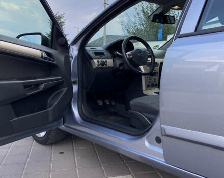 Серый Опель Астра, объемом двигателя 1.6 л и пробегом 214 тыс. км за 5700 $, фото 7 на Automoto.ua