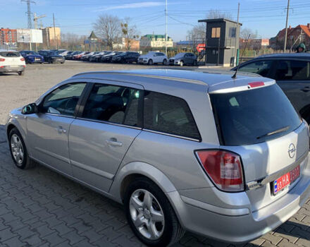 Сірий Опель Астра, об'ємом двигуна 1.6 л та пробігом 250 тис. км за 5500 $, фото 4 на Automoto.ua