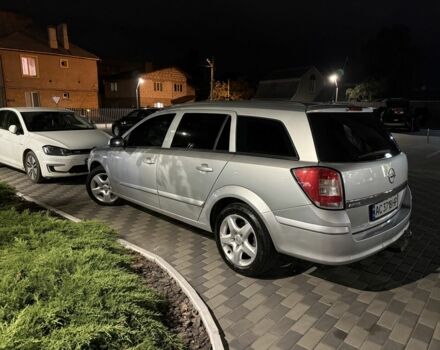 Серый Опель Астра, объемом двигателя 1.6 л и пробегом 227 тыс. км за 5800 $, фото 2 на Automoto.ua