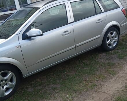 Серый Опель Астра, объемом двигателя 1.7 л и пробегом 260 тыс. км за 4800 $, фото 1 на Automoto.ua