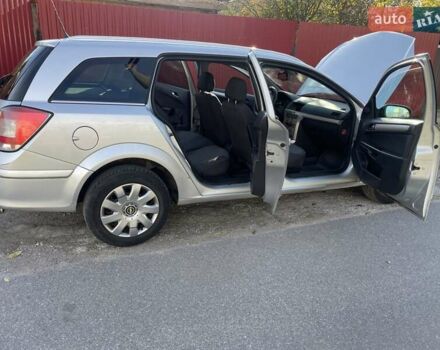 Серый Опель Астра, объемом двигателя 1.6 л и пробегом 240 тыс. км за 4800 $, фото 8 на Automoto.ua