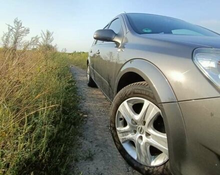 Сірий Опель Астра, об'ємом двигуна 1.6 л та пробігом 244 тис. км за 6100 $, фото 2 на Automoto.ua