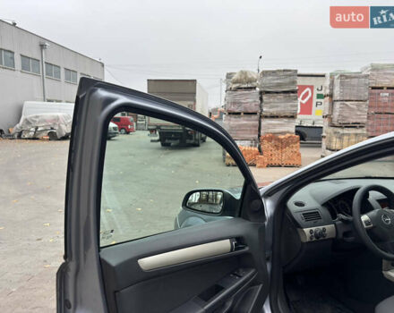 Сірий Опель Астра, об'ємом двигуна 1.6 л та пробігом 275 тис. км за 4999 $, фото 16 на Automoto.ua