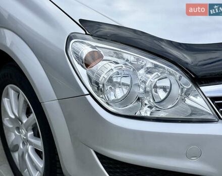 Опель Астра 2008 в Виннице на Automoto.ua Серый Опель Астра, объемом двигателя 1.8 л и пробегом 166 тыс. км за 6499 $, фото 7 на Automoto.ua