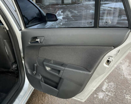 Серый Опель Астра, объемом двигателя 1.7 л и пробегом 258 тыс. км за 5500 $, фото 29 на Automoto.ua