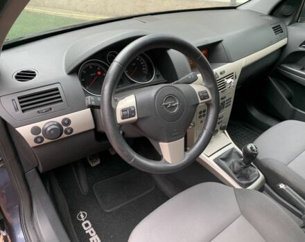 Сірий Опель Астра, об'ємом двигуна 1.7 л та пробігом 241 тис. км за 5700 $, фото 3 на Automoto.ua