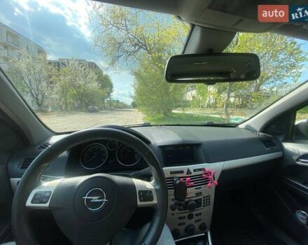 Сірий Опель Астра, об'ємом двигуна 1.7 л та пробігом 221 тис. км за 4800 $, фото 11 на Automoto.ua