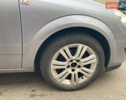 Серый Опель Астра, объемом двигателя 1.6 л и пробегом 156 тыс. км за 6100 $, фото 16 на Automoto.ua