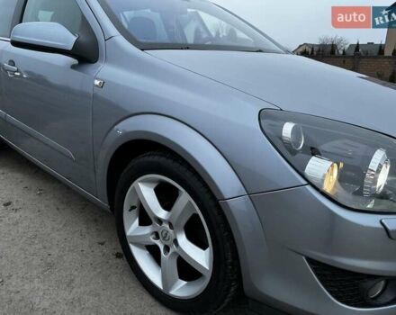 Серый Опель Астра, объемом двигателя 1.6 л и пробегом 251 тыс. км за 6100 $, фото 6 на Automoto.ua