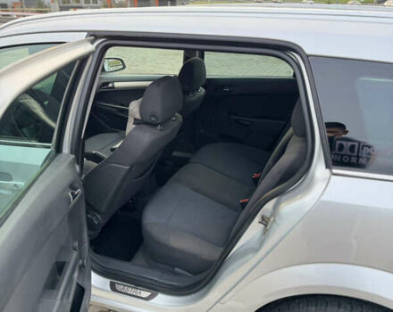 Серый Опель Астра, объемом двигателя 1.69 л и пробегом 247 тыс. км за 6000 $, фото 9 на Automoto.ua