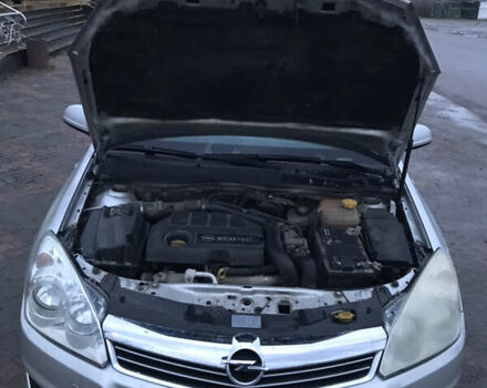Серый Опель Астра, объемом двигателя 1.69 л и пробегом 325 тыс. км за 4500 $, фото 13 на Automoto.ua