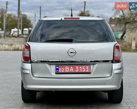 Опель Астра 2008 в Виннице на Automoto.ua Серый Опель Астра, объемом двигателя 1.8 л и пробегом 166 тыс. км за 6499 $, фото 19 на Automoto.ua