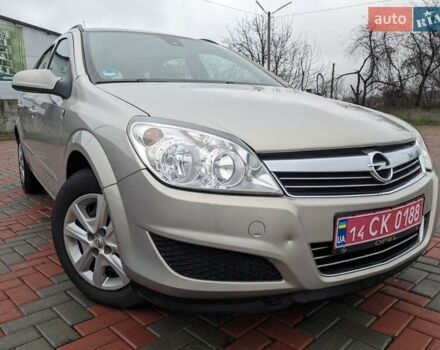 Серый Опель Астра, объемом двигателя 1.6 л и пробегом 240 тыс. км за 5750 $, фото 7 на Automoto.ua
