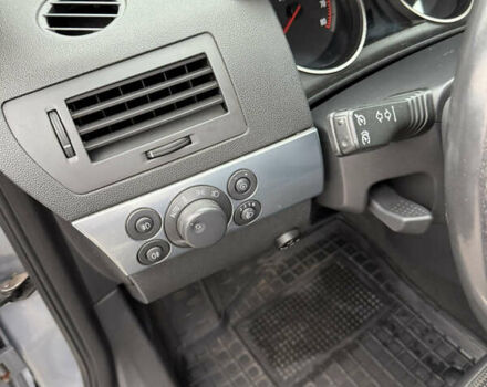 Сірий Опель Астра, об'ємом двигуна 1.6 л та пробігом 288 тис. км за 4000 $, фото 10 на Automoto.ua