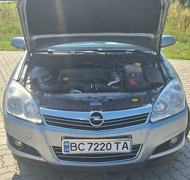 Серый Опель Астра, объемом двигателя 1.7 л и пробегом 253 тыс. км за 4600 $, фото 29 на Automoto.ua