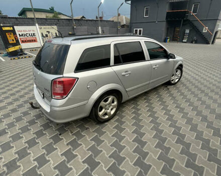 Серый Опель Астра, объемом двигателя 1.91 л и пробегом 257 тыс. км за 4800 $, фото 7 на Automoto.ua