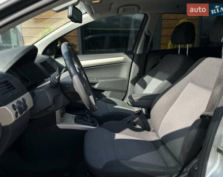 Сірий Опель Астра, об'ємом двигуна 1.69 л та пробігом 84 тис. км за 7400 $, фото 28 на Automoto.ua