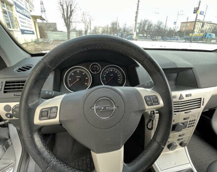 Серый Опель Астра, объемом двигателя 1.7 л и пробегом 258 тыс. км за 5500 $, фото 23 на Automoto.ua