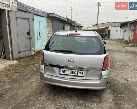 Серый Опель Астра, объемом двигателя 1.6 л и пробегом 230 тыс. км за 5200 $, фото 4 на Automoto.ua