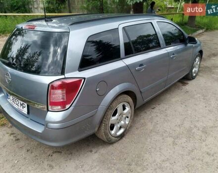 Серый Опель Астра, объемом двигателя 1.7 л и пробегом 290 тыс. км за 6000 $, фото 4 на Automoto.ua