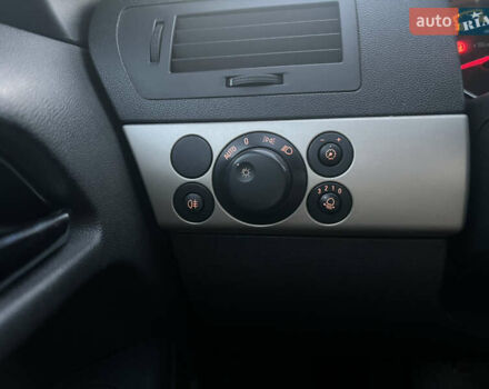 Серый Опель Астра, объемом двигателя 1.6 л и пробегом 234 тыс. км за 5700 $, фото 37 на Automoto.ua