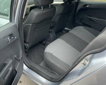 Серый Опель Астра, объемом двигателя 1.4 л и пробегом 193 тыс. км за 4900 $, фото 16 на Automoto.ua