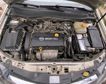 Серый Опель Астра, объемом двигателя 1.6 л и пробегом 196 тыс. км за 6000 $, фото 9 на Automoto.ua