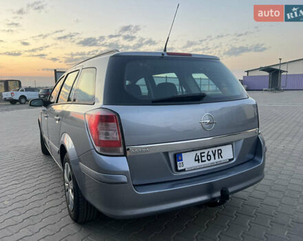 Серый Опель Астра, объемом двигателя 1.6 л и пробегом 234 тыс. км за 5700 $, фото 15 на Automoto.ua