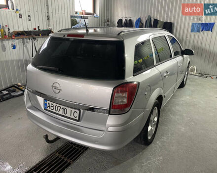 Сірий Опель Астра, об'ємом двигуна 1.69 л та пробігом 258 тис. км за 5800 $, фото 2 на Automoto.ua